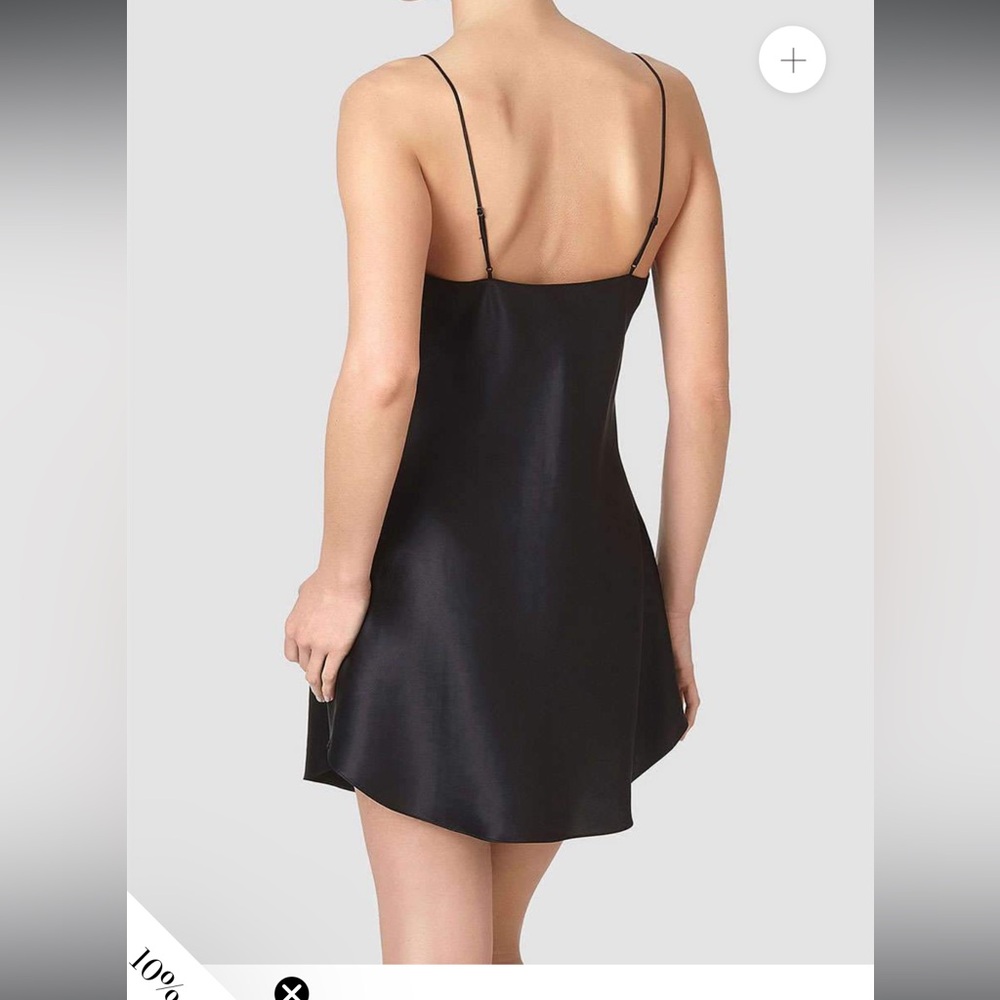 Elegant Black Slip Dress - Picture 2 of 7